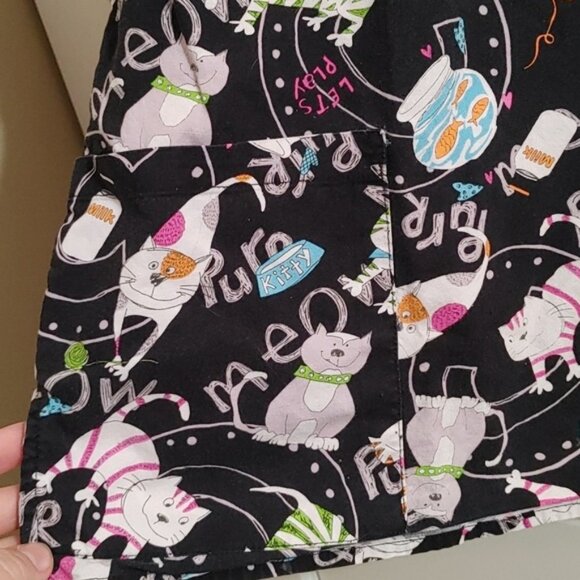 White Cross XS black nurse scrubs top shirt blouse black cats pattern - Picture 3 of 6